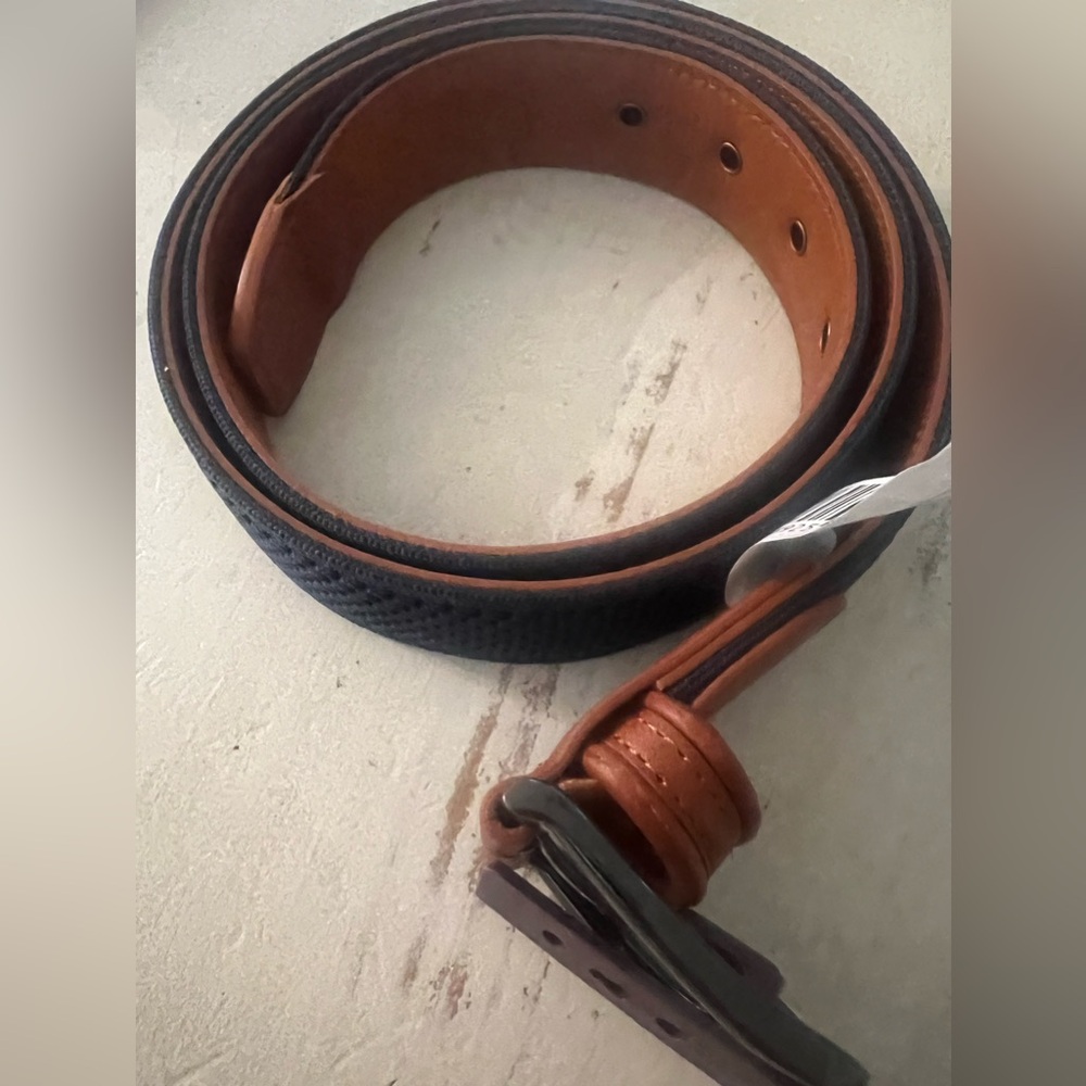 Brand new Johnston and Murphy Navy belt…tags still on
